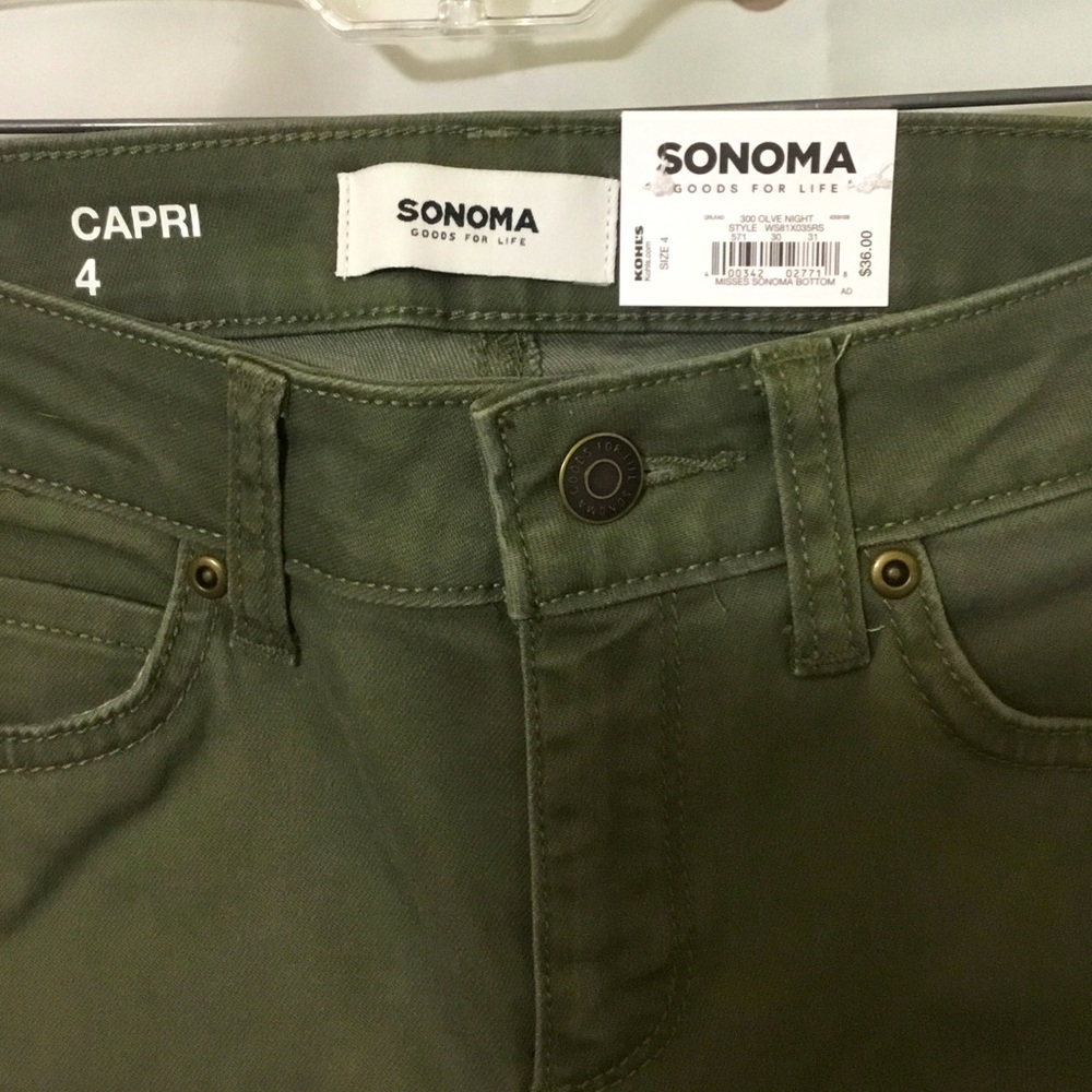 NWT~Sonoma Women’s Supersoft Stretch Size 4 Green Capri Jeans - Picture 3 of 9